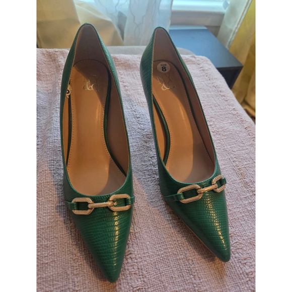 NEW YORK AND COMPANY - Picture 9 of 9